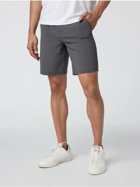 Vuori Meta™ Short 8" in charcoal